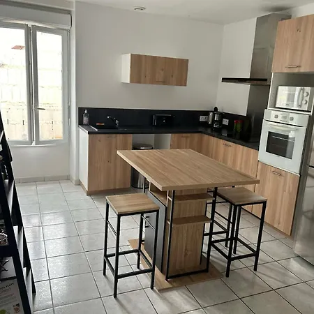Maison De Apartment Dange-Saint-Romain